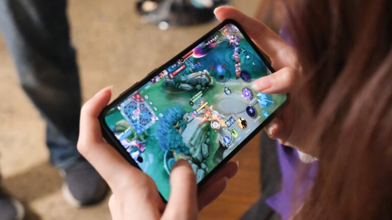 Main-game-jadi-lebih-seru-dan-lancar-dengan-Galaxy-A36-5G